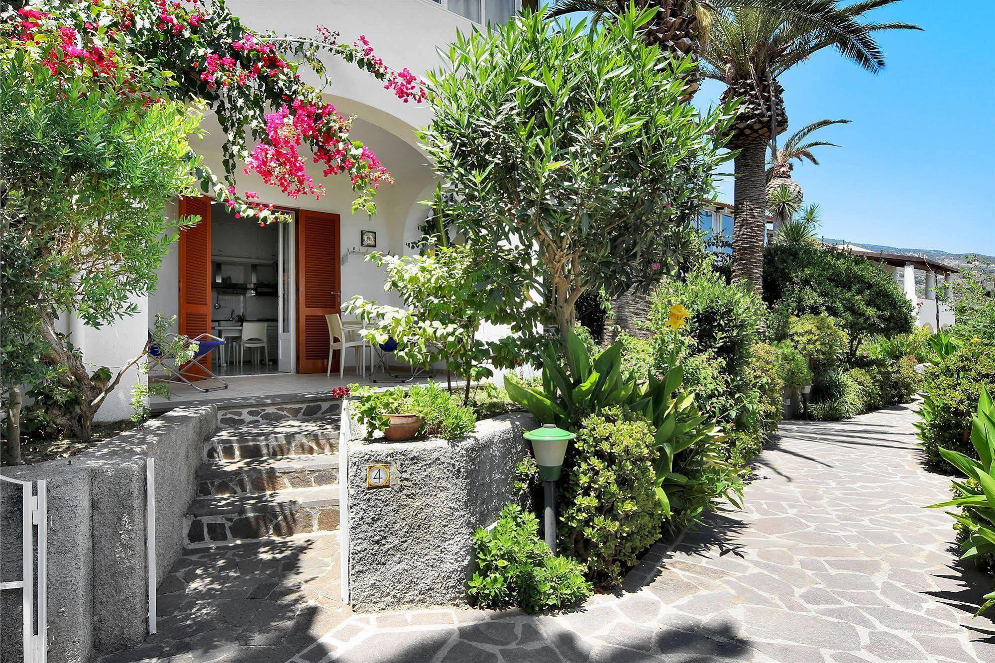 Hotel Residence Mendolita Lipari  Exterior photo