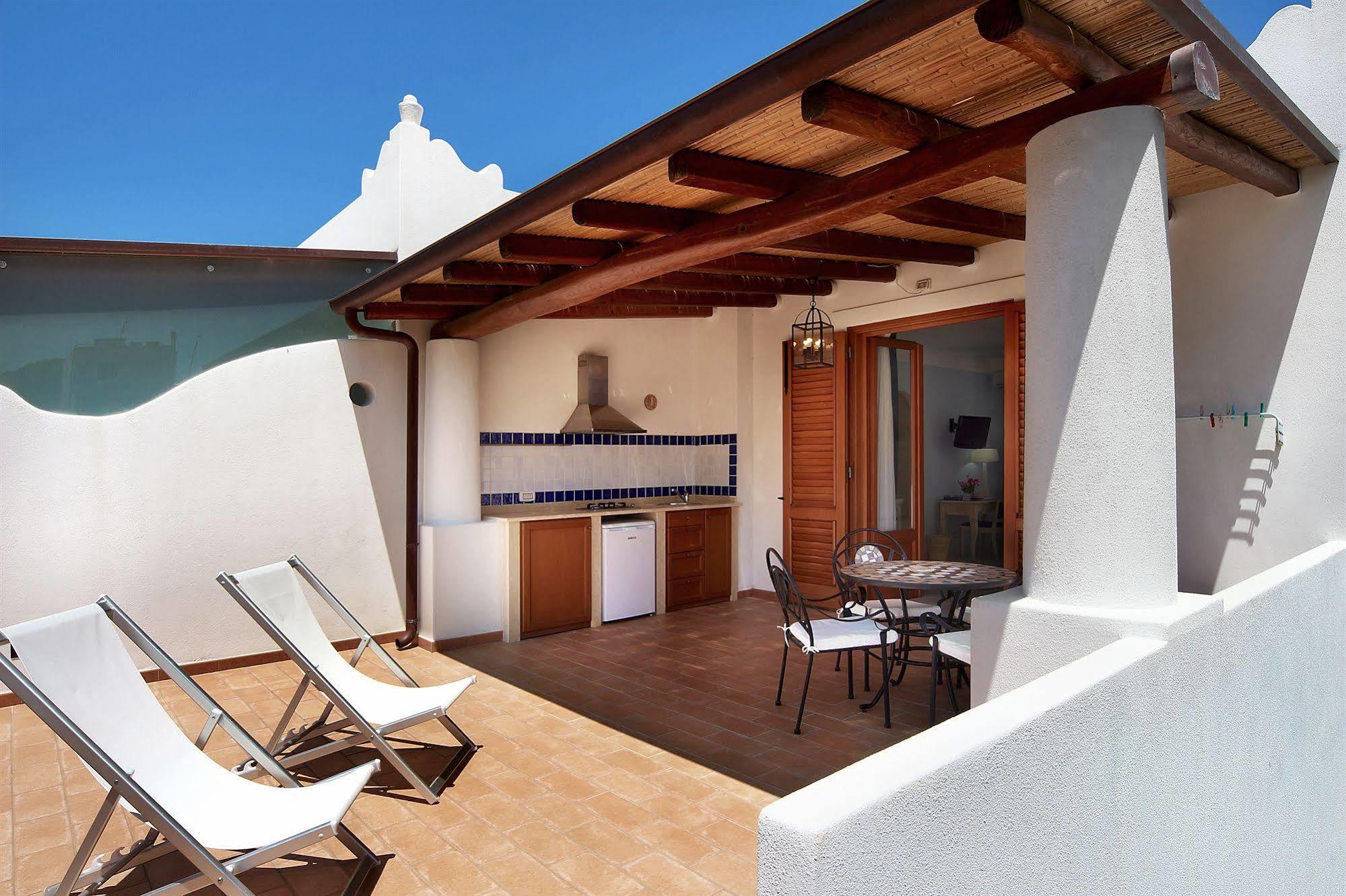 Hotel Residence Mendolita Lipari  Exterior photo