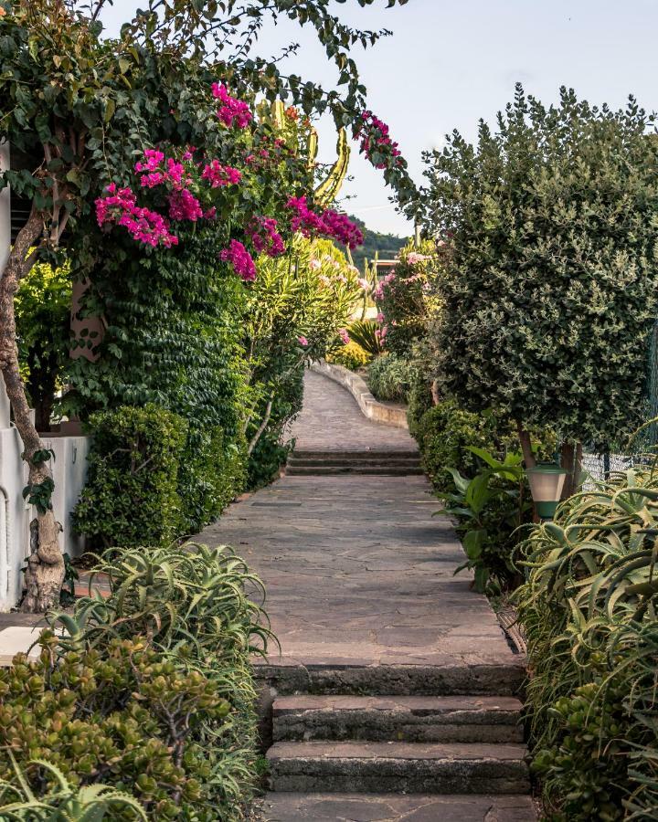 Hotel Residence Mendolita Lipari  Exterior photo